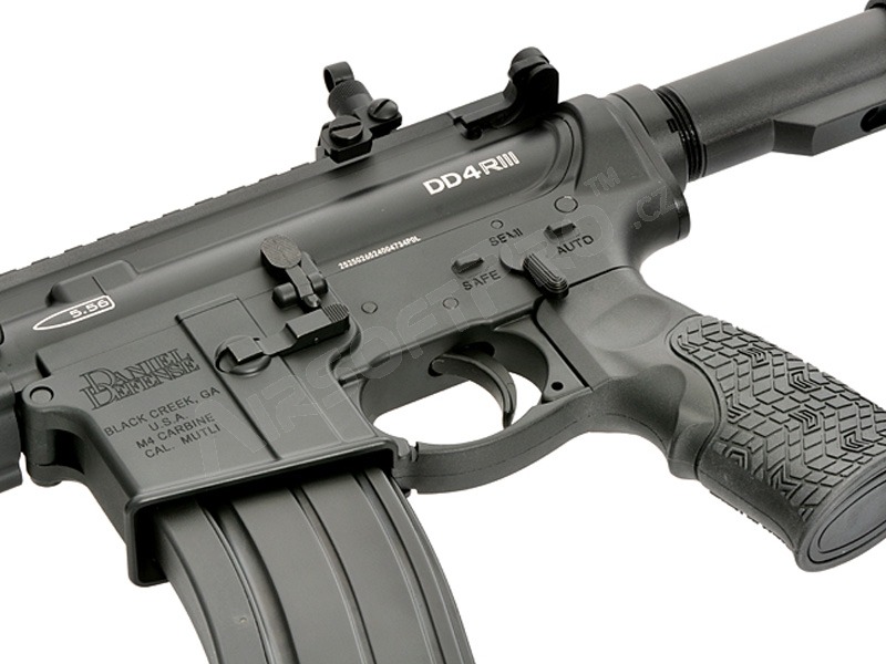 Airsoft GBB pisztoly DD4 RIII 16