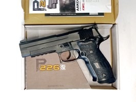 Airsoft pisztoly P226-S5 CO2, full metal, blowback - fekete - RETURNED [KWC]