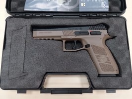 Airsoft pisztoly CZ P-09 DT FDE, fém csúszka, gáz visszahúzás + tok - Vásárló által visszaküldve
 [ASG]