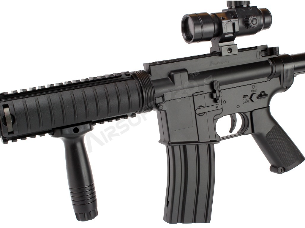 Airsoftová zbraň M4 RIS CQB + rukoväť + kolimátor, ABS, manuál [Well]
